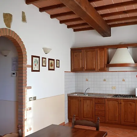 With 2 Bedrooms In Volterra, With Wonderful Mountain View, P דירה *