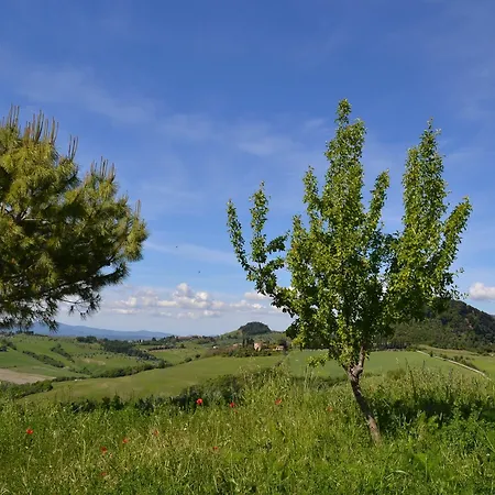 With 2 Bedrooms In Volterra, With Wonderful Mountain View, P דירה וולטרה